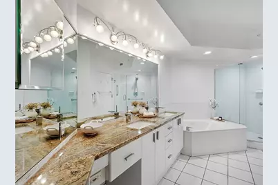 5420 Eagles Point Circle #106, Sarasota, FL 34231 - Photo 19