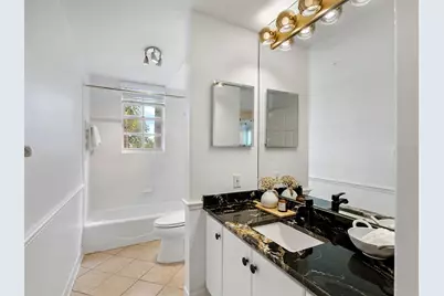 5420 Eagles Point Circle #106, Sarasota, FL 34231 - Photo 29