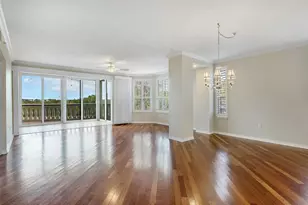 5420 Eagles Point Cir, Sarasota, FL 34231 - Photo 7