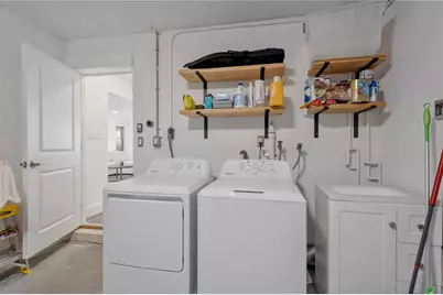 1867 Maryland Avenue NE, Saint Petersburg, FL 33703 - Photo 21