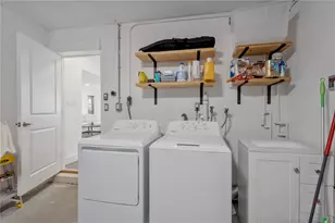 1867 Maryland Ave NE, Saint Petersburg, FL 33703 - Photo 21