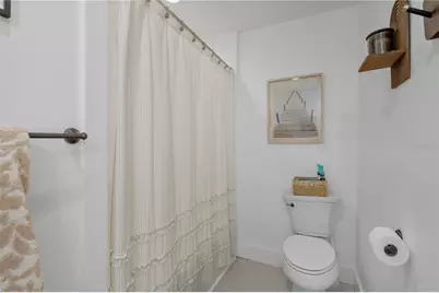 1867 Maryland Avenue NE, Saint Petersburg, FL 33703 - Photo 19