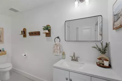 1867 Maryland Avenue NE, Saint Petersburg, FL 33703 - Photo 21