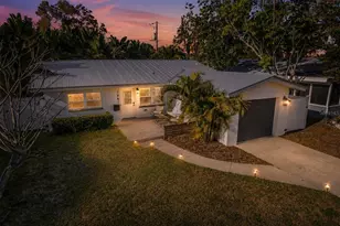 1867 Maryland Ave NE, Saint Petersburg, FL 33703 - Photo 1
