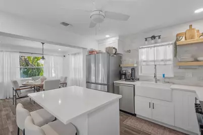 1867 Maryland Avenue NE, Saint Petersburg, FL 33703 - Photo 9