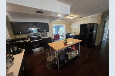 1015 Rhodes Avenue, Sarasota, FL 34237 - Photo 17