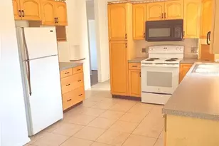 5617 1st Ave W, Bradenton, FL 34209 - Photo 3