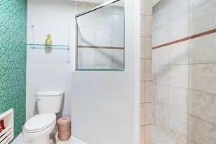 2202 Hyde Park St, Sarasota, FL 34239 - Photo 13