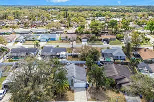 4067 Lancaster Dr, Sarasota, FL 34241 - Photo 7