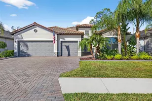 710 Acacia Ct, Bradenton, FL 34212 - Photo 1