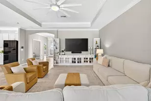 710 Acacia Ct, Bradenton, FL 34212 - Photo 9