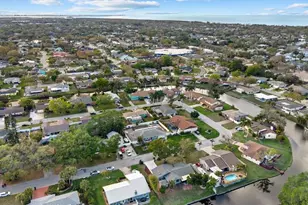 1111 77th St NW, Bradenton, FL 34209 - Photo 25