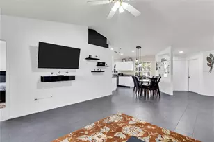 2648 Nassau St, Sarasota, FL 34231 - Photo 3