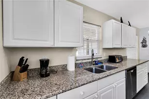 2648 Nassau St, Sarasota, FL 34231 - Photo 9