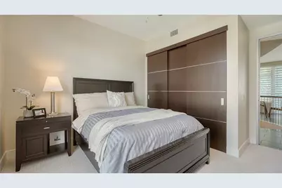 211 Cosmopolitan Court #211, Sarasota, FL 34236 - Photo 19