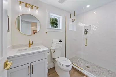 112 Cedar Avenue, Anna Maria, FL 34216 - Photo 19