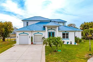 2107 St Croix Ave, Fort Myers, FL 33905 - Photo 3