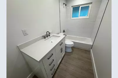 3182 Hatton Street, Sarasota, FL 34237 - Photo 17