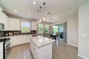 11655 Rolling Green Dr, Bradenton, FL 34211 - Photo 11