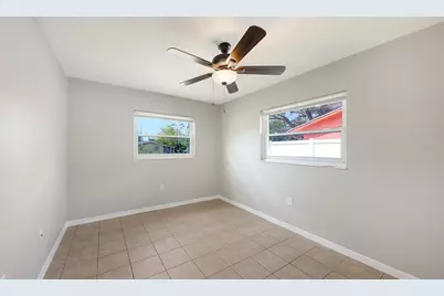 3415 Woodmont Drive, Sarasota, FL 34232 - Photo 17