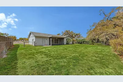 3415 Woodmont Drive, Sarasota, FL 34232 - Photo 31