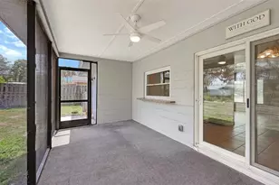 3415 Woodmont Dr, Sarasota, FL 34232 - Photo 29