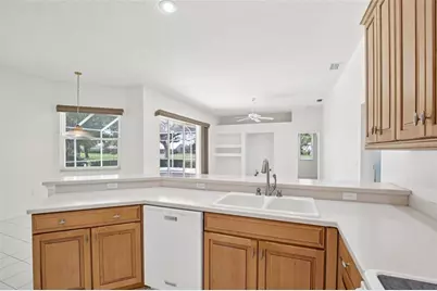 6503 Drewrys Bluff, Bradenton, FL 34203 - Photo 9