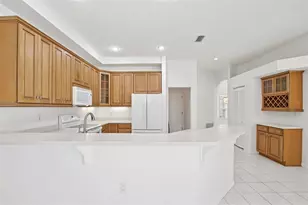 6503 Drewrys Bluff, Bradenton, FL 34203 - Photo 9