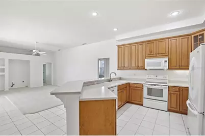 6503 Drewrys Bluff, Bradenton, FL 34203 - Photo 11