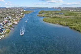 1275 Siesta Bayside Dr, Sarasota, FL 34242 - Photo 41