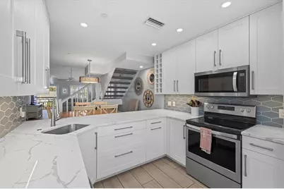 1275 Siesta Bayside Drive #1275, Sarasota, FL 34242 - Photo 5