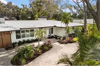 3705 Tangier Terrace, Sarasota, FL 34239 - Photo 5