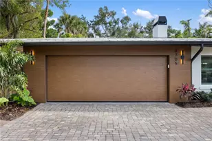 3705 Tangier Terrace, Sarasota, FL 34239 - Photo 9