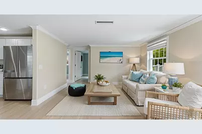 5803 De Palmas Avenue, Holmes Beach, FL 34217 - Photo 13