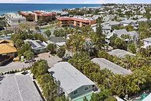 5803 De Palmas Ave, Holmes Beach, FL 34217 - Photo 47