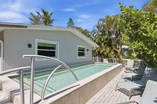 5803 De Palmas Ave, Holmes Beach, FL 34217 - Photo 23