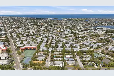 5803 De Palmas Avenue, Holmes Beach, FL 34217 - Photo 37