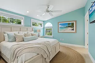 5803 De Palmas Ave, Holmes Beach, FL 34217 - Photo 19