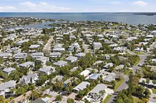 5803 De Palmas Ave, Holmes Beach, FL 34217 - Photo 39