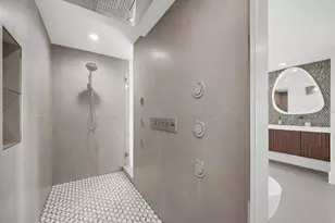 811 N Shore Dr, Anna Maria, FL 34216 - Photo 75