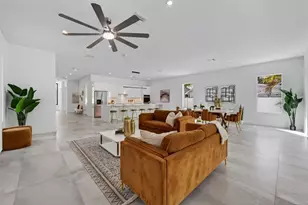 1671 Arlington St, Sarasota, FL 34239 - Photo 15