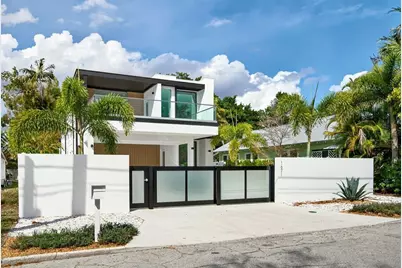 1671 Arlington Street, Sarasota, FL 34239 - Photo 3