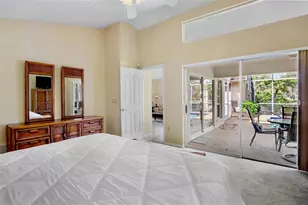 3846 Lyndhurst Ct, Sarasota, FL 34235 - Photo 19