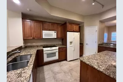 7710 Lake Vista Court #303, Lakewood Ranch, FL 34202 - Photo 5