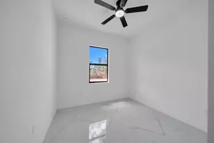 635 Summit Ave S, Lehigh Acres, FL 33974 - Photo 19