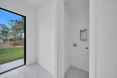 635 Summit Avenue S, Lehigh Acres, FL 33974 - Photo 13