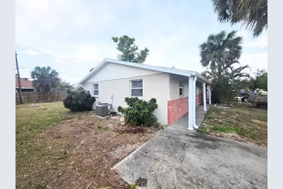 546 Briarwood Road, Venice, FL 34293 - Photo 3