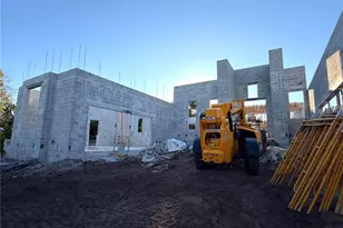 3441 Gulfmead Dr, Sarasota, FL 34242 - Photo 25