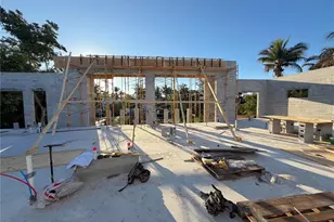 3441 Gulfmead Dr, Sarasota, FL 34242 - Photo 33