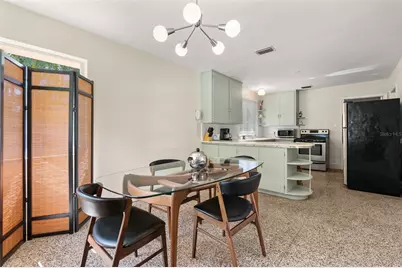 7549 Westmoreland Drive, Sarasota, FL 34243 - Photo 13